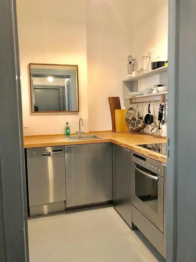 Apartment Ladenwohnung in Kreuzberg Berlin